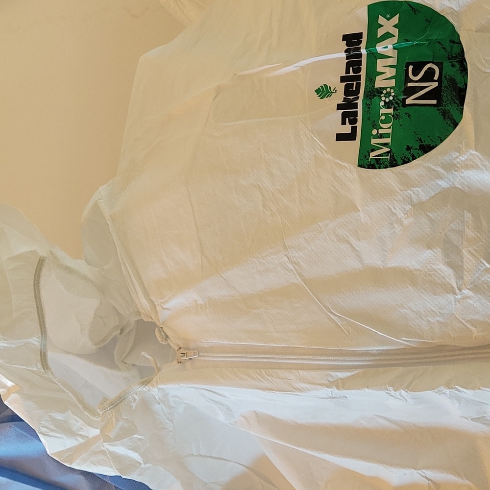 White hazmat with hood and blue hazmat without hood 2 suits total